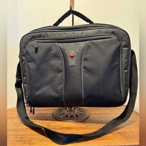 SwissGear Black Professional Laptop Bag with Adjustable Strap